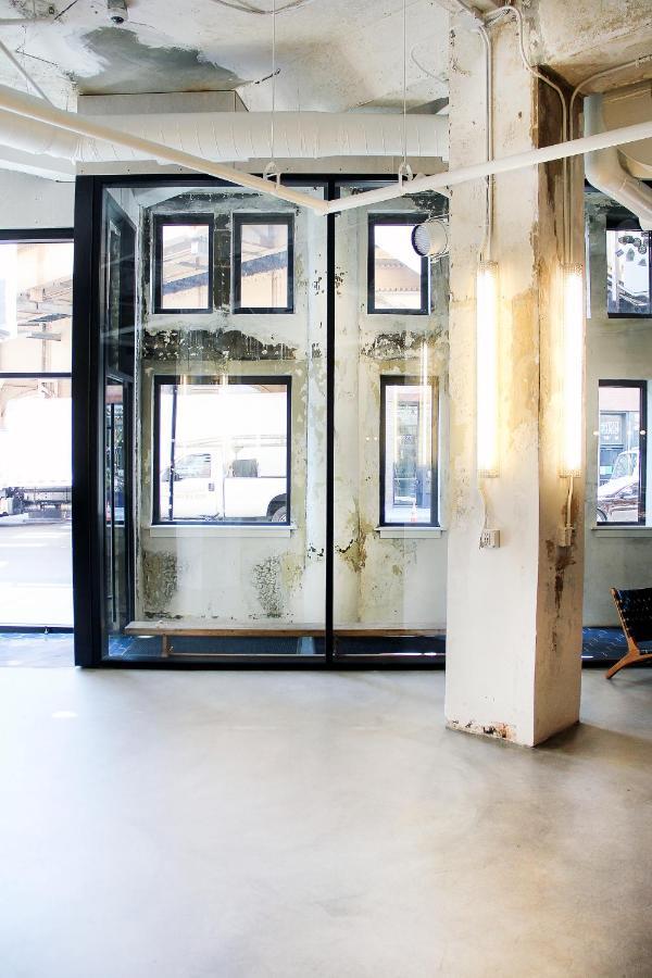 The Robey, Chicago, A Member Of Design Hotels Exterior photo
