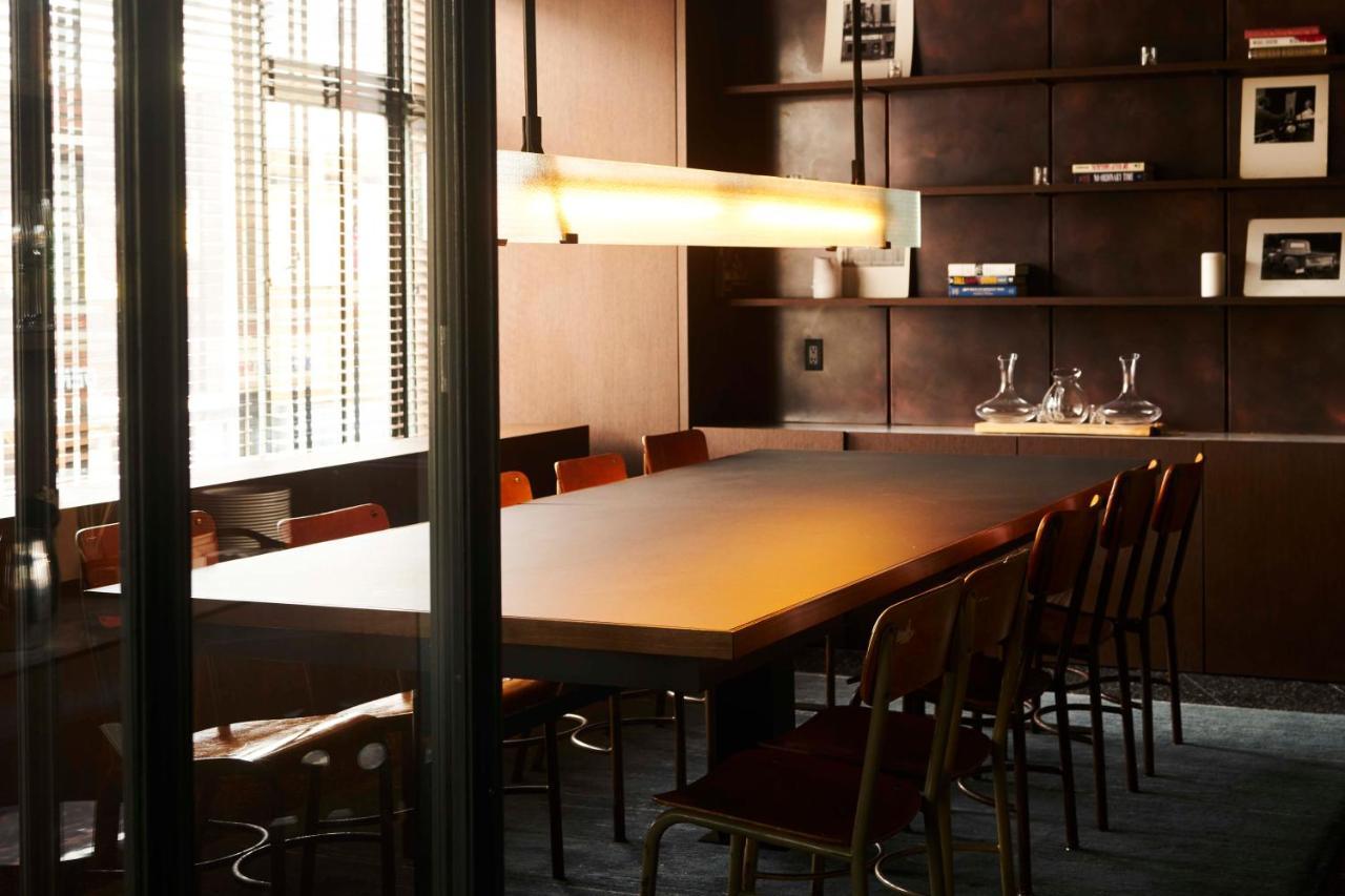 The Robey, Chicago, A Member Of Design Hotels Exterior photo